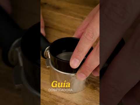 Máquina Grind & Brew™️ Espresso Bar™️ EM-640 de Cuisinart®