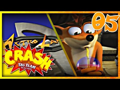Jeri Plays | Crash Tag Team Racing Pt. 5 - Astro Land!