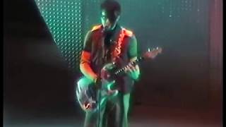 Weezer - (The Spectrum) Philadelphia,Pa 9.26.01 (Complete Show FM Broadcast Audio)
