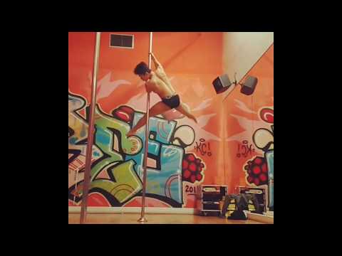Pole Dance by Julien at rumPUREE.