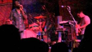 tv on the radio - family tree - cologne 2009