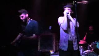 "Hidey Hole" - JD Wilkes' Dirt Daubers