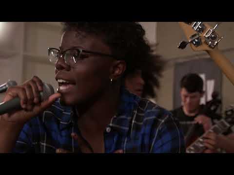 Misundvrstood FT. Gypsy Temple - They Don't Know (Live on KEXP)