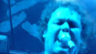 Levellers. Death loves youth. Cheltenham. 28/4/09.