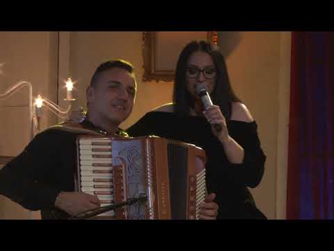 Aneta i Grupa Molika - Kade ste makedoncinja (LIVE Quarantine Show)