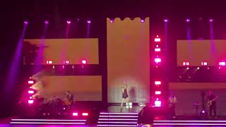 End of the World by Kelsea Ballerini live in concert St. Augustine Florida