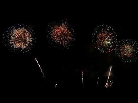 Happy New Year 2022:  Magical Fireworks Spectacular Celebration 4k (10 hour) Friendship, Hope & Love