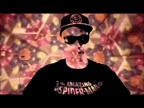 Käsipuoli - Koira On Täällä