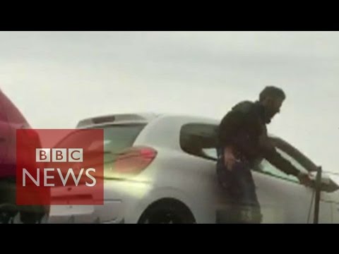 'Hidden migrant' footage probed - BBC News