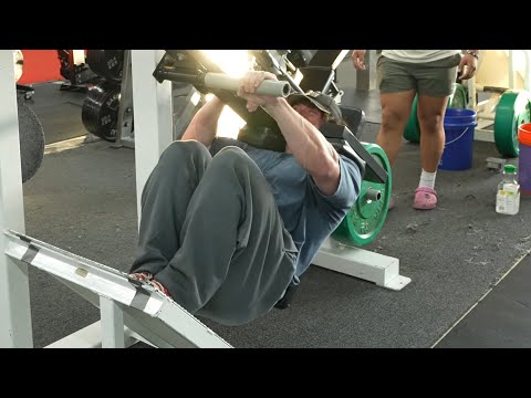 Fall Cut Day 22 - Legs 232.2 Lbs