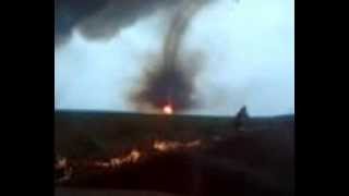 preview picture of video 'Tornado de fogo assustam trabalhadores proximo a usina em Arantina ,Goias'
