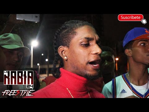 🤣(RESIDENTE VERSION FRIED CHICKEN 🤣) La Rabia 24 vs El Estima - Freestyle in Guibia - BZRP