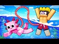 Mongo And Axy Share ONE LIFE In Minecraft