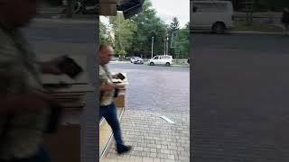 hellre krig i ukraina än socialtjänsten i sverige