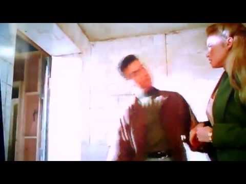 Double Impact ( movie mistake )