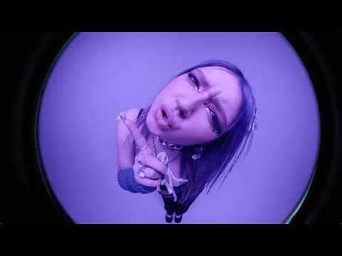 Ūla - gold star ⭐️ (Official Video)