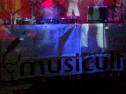 Paolo Trimarchi@Mercati Generali 10 ottobre plus Joyce Muniz