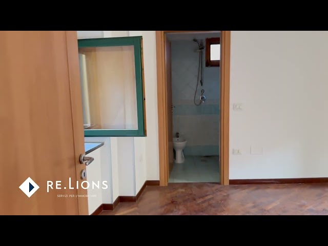 GRAZIOSO APPARTAMENTO NEL CUORE DEL CENTRO STORICO DI SALERNO