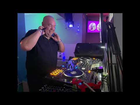 Carl Hanaghan Feat Kaysee - Summertime (Richard Earnshaw Classic Mix)