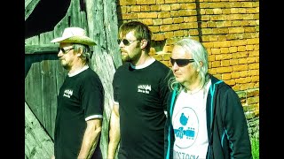 Video Jaro na vsi - Pravda