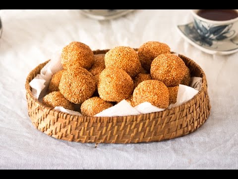 Donuts de arroz com gergelim vietnamita (Bánh Rán Vừng)