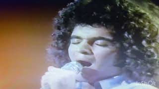 "Powerful People" (Gino Vannelli + Rufus w/ Chaka Khan) 1975 Soul Train (Part 4 of 4)
