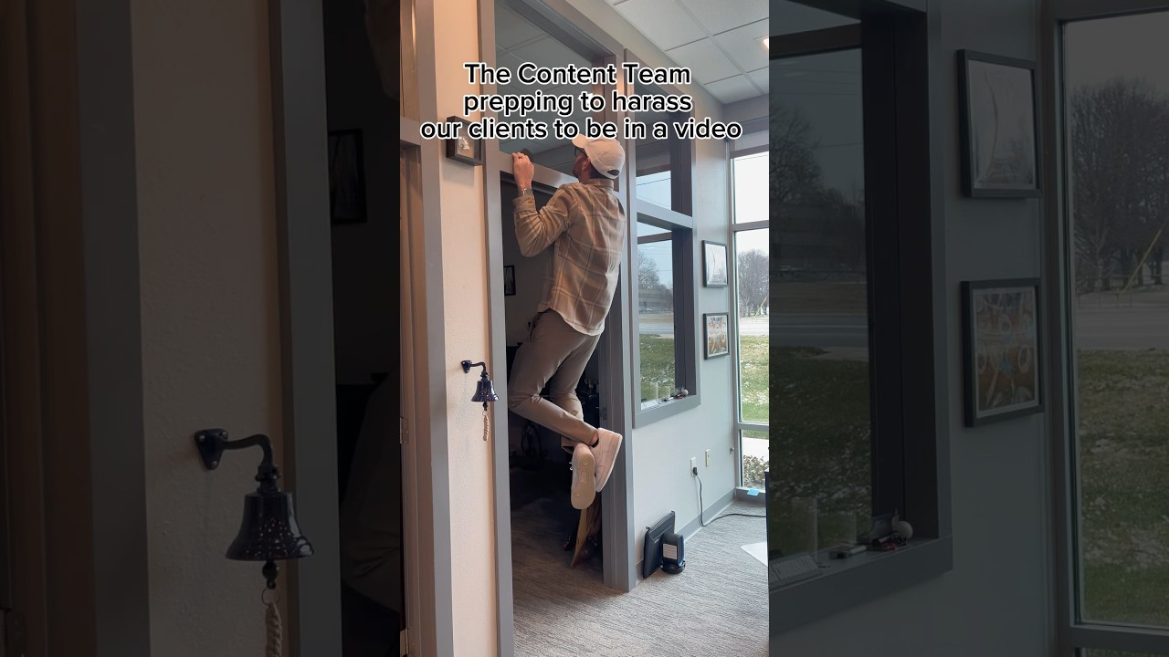 All of our clients when they see us walk through their doors with a camera and a dream: 🫨😶‍🌫️🫣