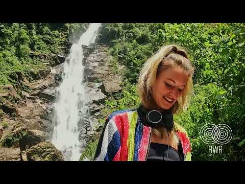 "Transcendance" with Rachel Raw