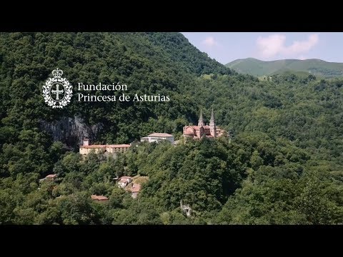 Actuación del Coro de la Fundación en la Basílica de Santa María la Real de Covadonga