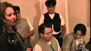 Selena y Los Dinos talking / Selena sings &quot;Cien Años&quot;