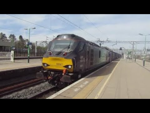 Direct Rail Services 88007 powers up through Bletchley 11/04/22