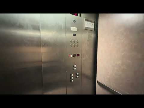 iPhone 16 Pro Max: Schindler MT 300A Hydraulic Elevator/Lift @ Barnes & Noble NW Tucson AZ