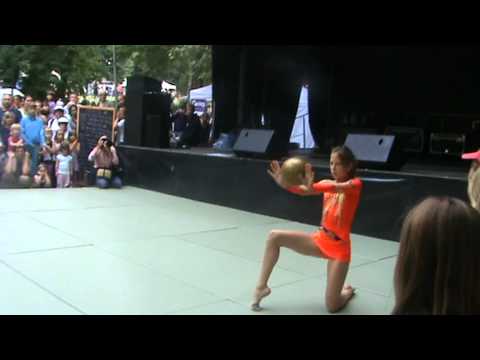 Sanna Delbeke Ball Dynamifête 2012