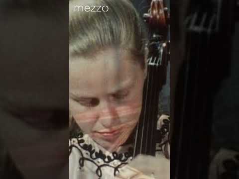 Daniel Barenboim on Beethoven - The A major cello sonata - Jacqueline Du Pré - Christopher Nupen