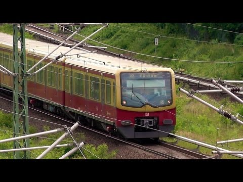 S-Bahn Berlin DB VBB S2 nach Pankow Einfahrt in Berlin Südkreuz 51