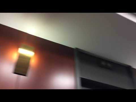 elevaTOUR: 2 Banks of OTIS Traction Elevators @ Financial Center Des Moines, IA