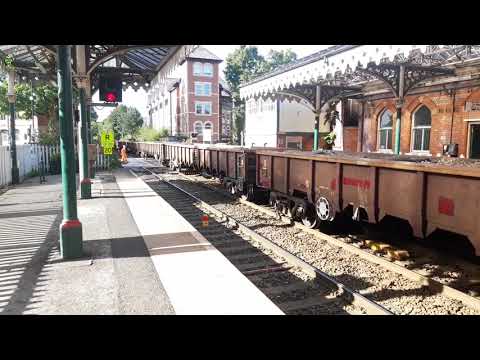 66619 Crawls Through Hale with Big 3 tone 19/7/20