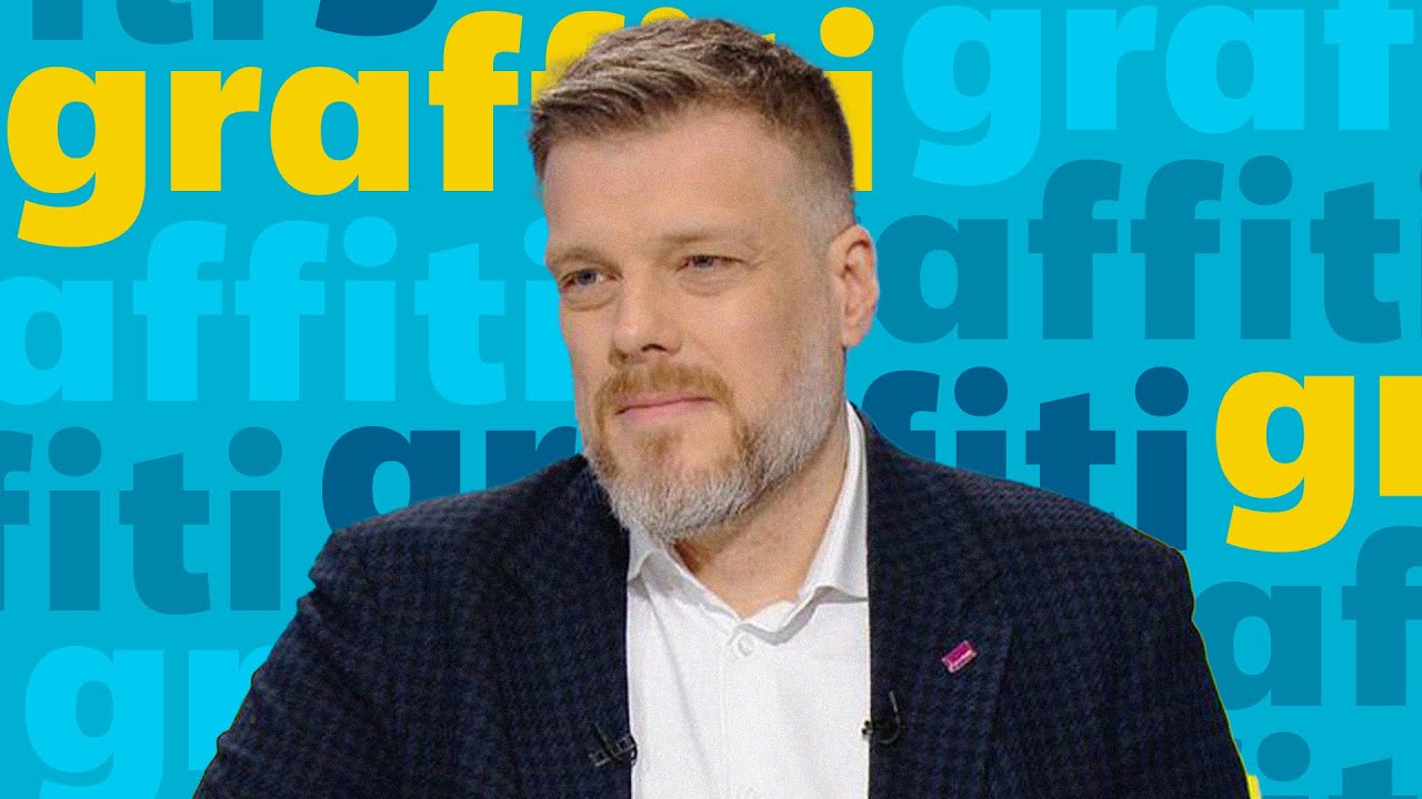 Adrian Zandberg odpowiedział na SMS od sztabu Trzaskowskiego. Postawił warunek