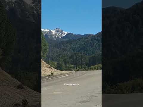 Entre las montañas ❤️#villapehuenia. #neuquén #naturalezayvida    Marzo 2026.