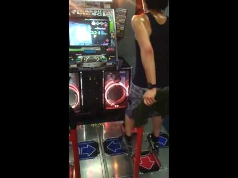 DDR DARQs plays  Xythar's Tracers EDIT FC AA