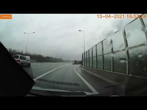 Zjazd z A4 od Katowic na węzeł Łagiewniki w Krakowie