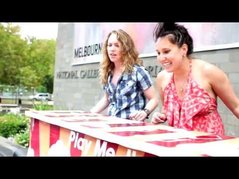 Happy (Pharrell Williams cover) by Gillian Cosgriff - Street Piano Melbourne 2014