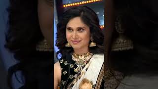 Download lagu Meenakshi Sheshadri 🥰😘❤️ talking about Sunny Deol #sunnydeol #meenakshisheshadri #shorts #ytshorts mp3