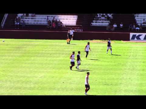 Barisone ante Gimnasia y Esgrima La Plata