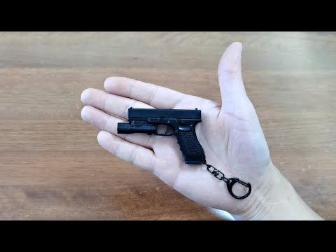 Mini Glock 17 Keychain Toy Gun Unboxing 2022