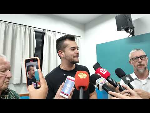 Câmara de Apucarana realiza sessão na FAP e aprova moção em defesa da educação especial