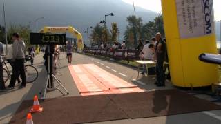 preview picture of video 'Half Marathon del Lago d'Orta-Gozzano-Omegna-2°edizione-7Ottobre2012-arrivi fino a1 ora e 45' circa'