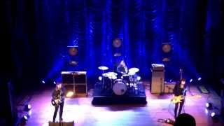 Band of Skulls &quot;I Guess I Know You Fairly Well&quot; (live)