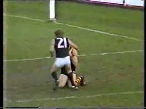 Best name for an AFL player ever? David Honybun from Richmond 1988-92.