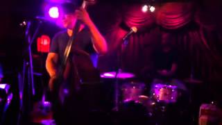 Tom Freund - Comfortable In Your Arms